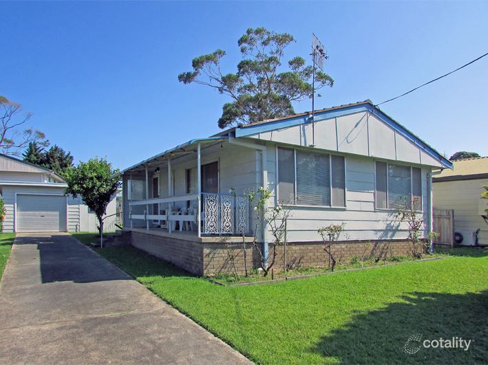 68 Wallaroy Dr, Burrill Lake, NSW 2539