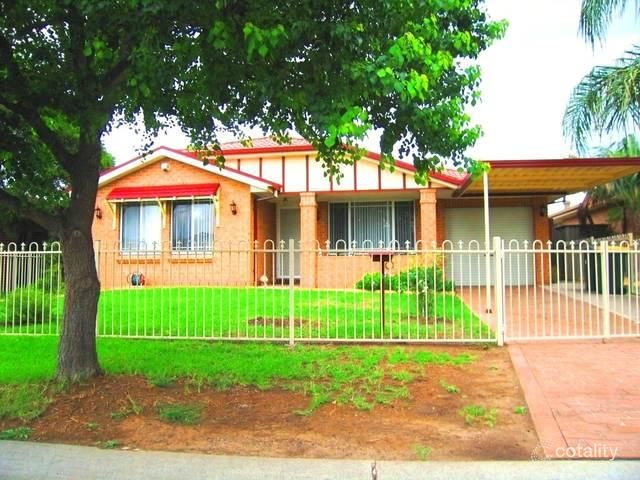 5 Alpin Gr, Oakhurst, NSW 2761