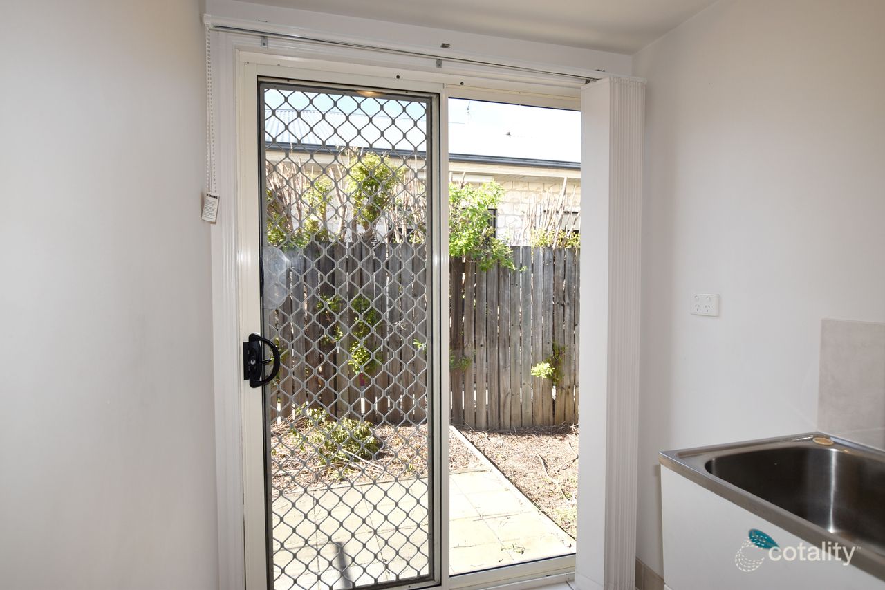 10 Christian Ct, Glen Eden, QLD 4680