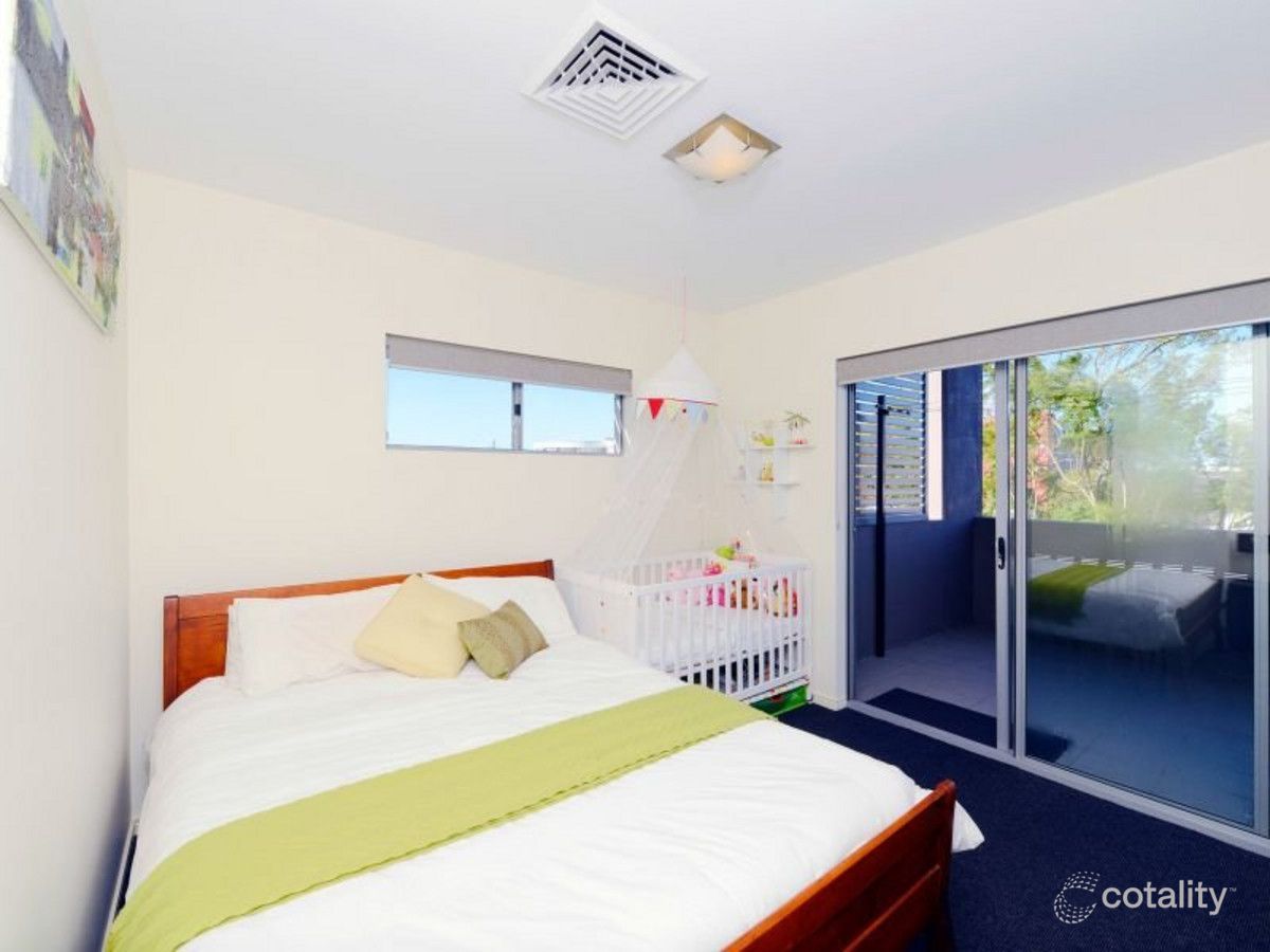 4/215 Wellington Rd, East Brisbane, QLD 4169