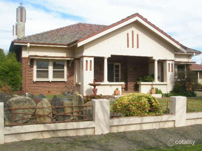 82 Sutton St, Cootamundra, NSW 2590