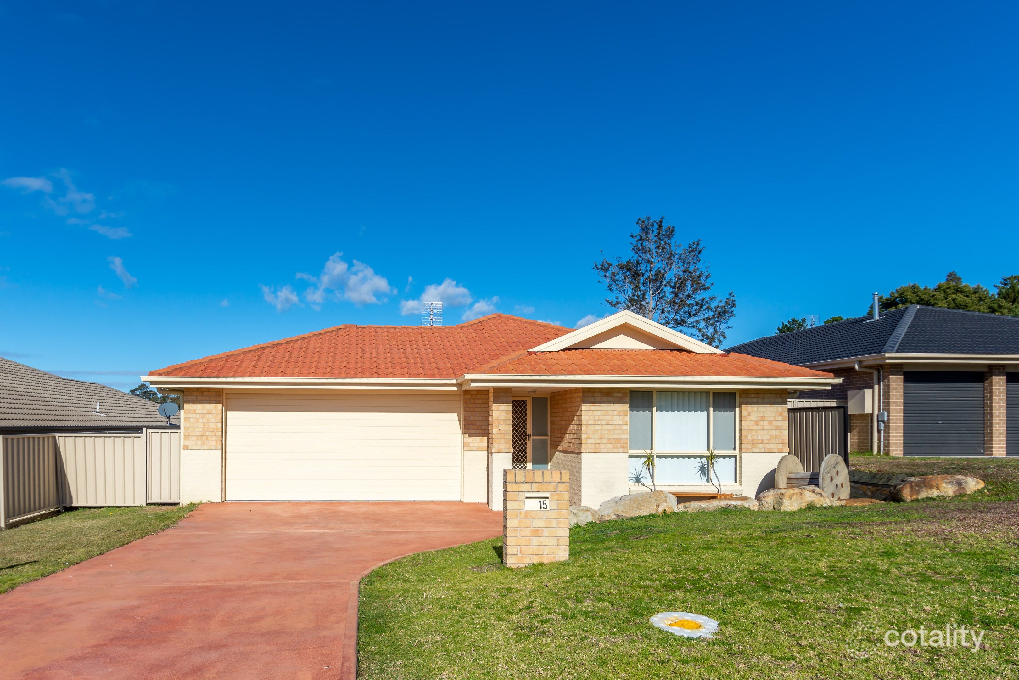 15 Christiana Cl, West Nowra, NSW 2541