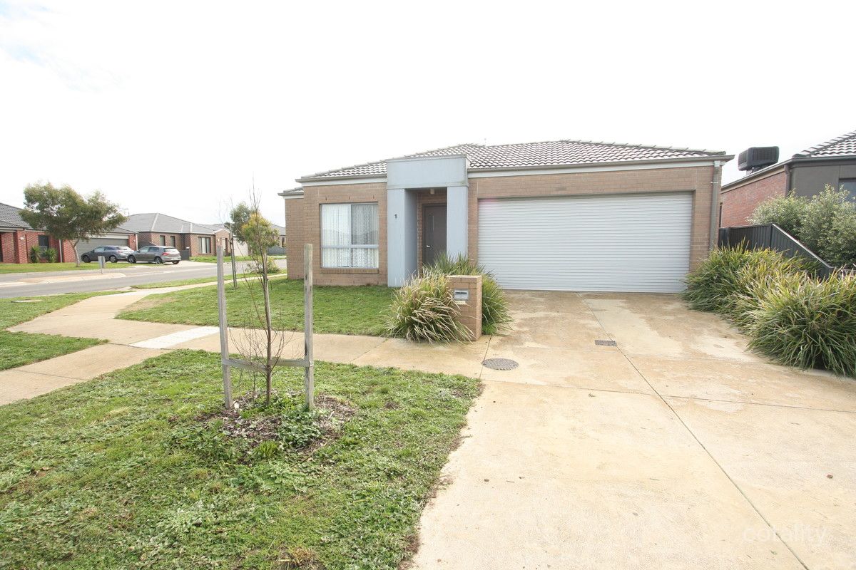 1 Holstein Cl, Delacombe, VIC 3356