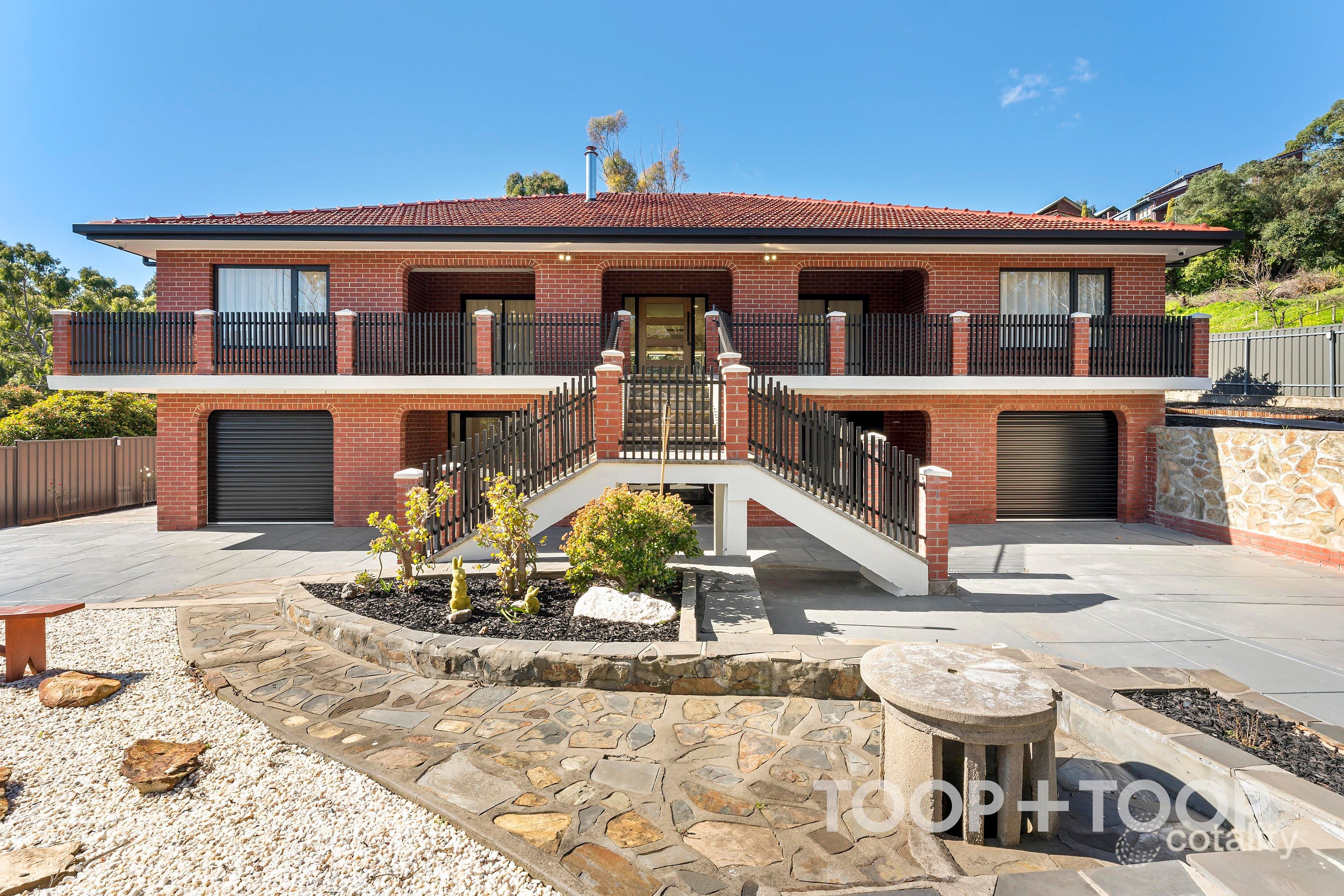 2 Weemala Cres, Rostrevor, SA 5073