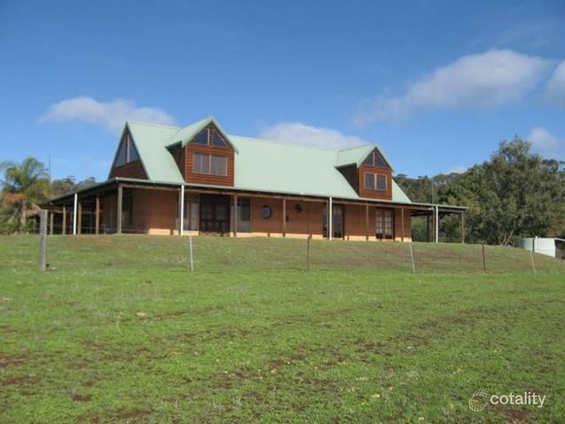 111 Nottingham Rd, Toodyay, WA 6566