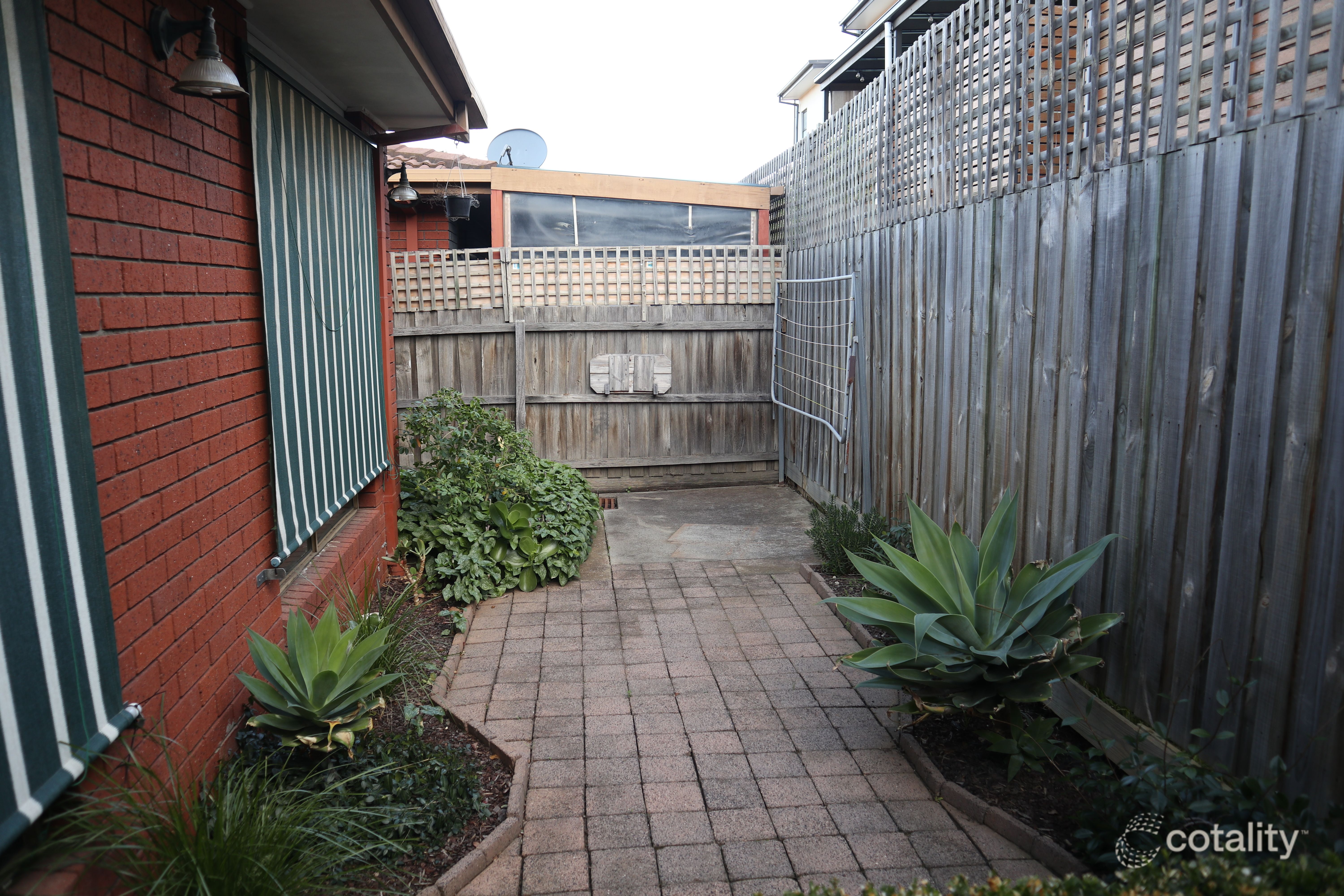 17/11 Hannah St, Cheltenham, VIC 3192