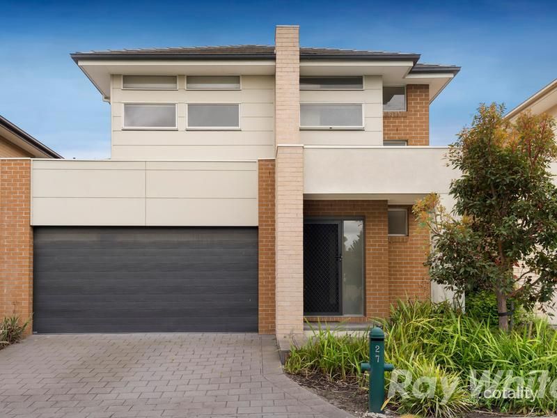 27 Barrier Reef Cct, Endeavour Hills, VIC 3802