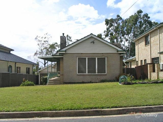 15 Brockman Ave, Revesby Heights, NSW 2212