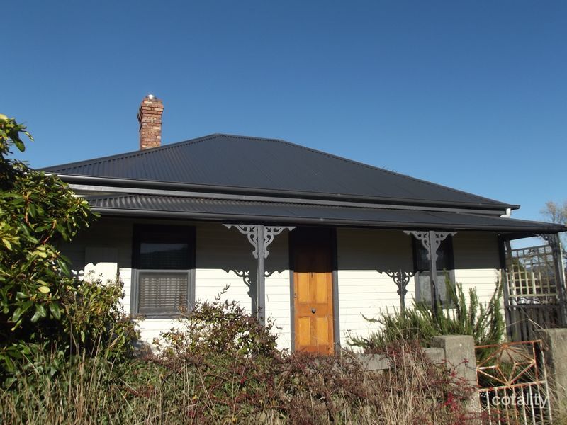 8 Groom St, St Marys, TAS 7215