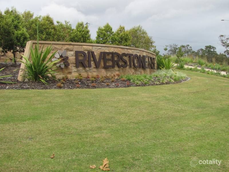 10 Josephine St, Boyne Island, QLD 4680