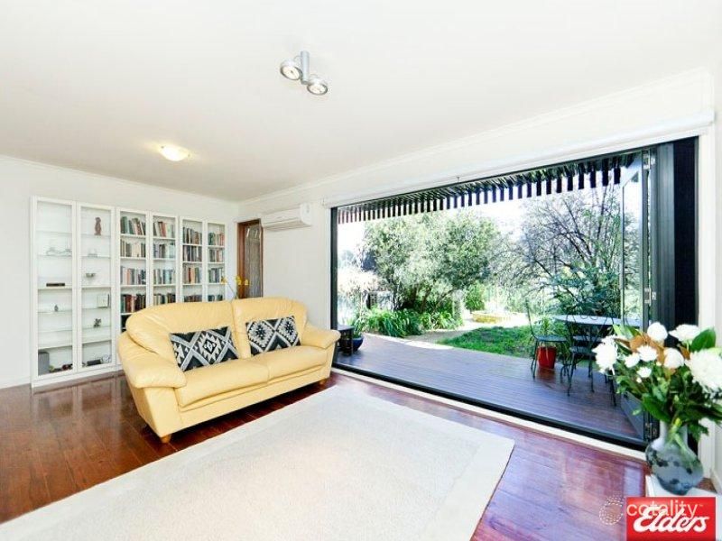 94 Wybalena Gr, Cook, ACT 2614