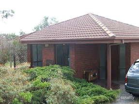 42 Lyons Cct, Trott Park, SA 5158