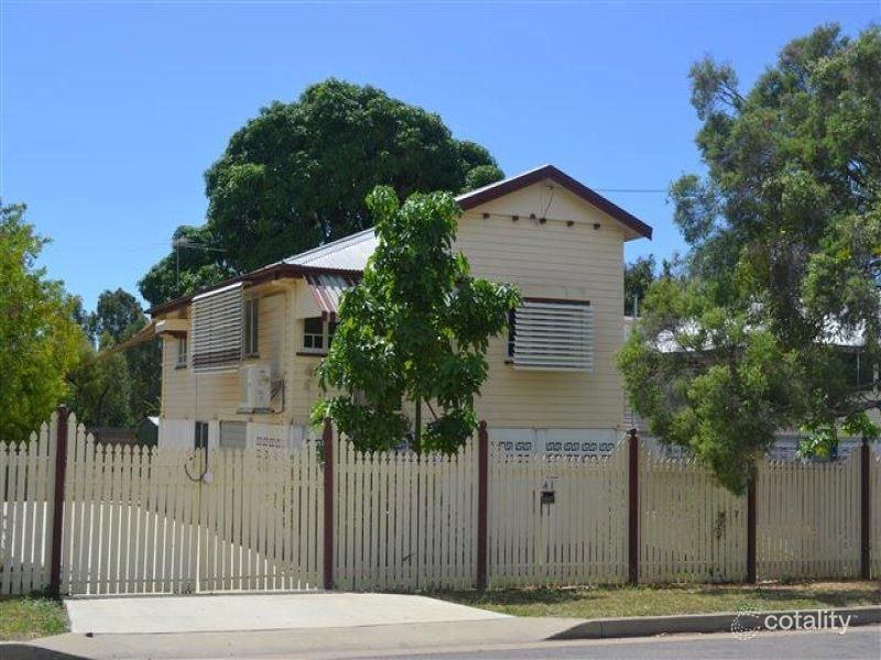 41 Philp St, Hermit Park, QLD 4812