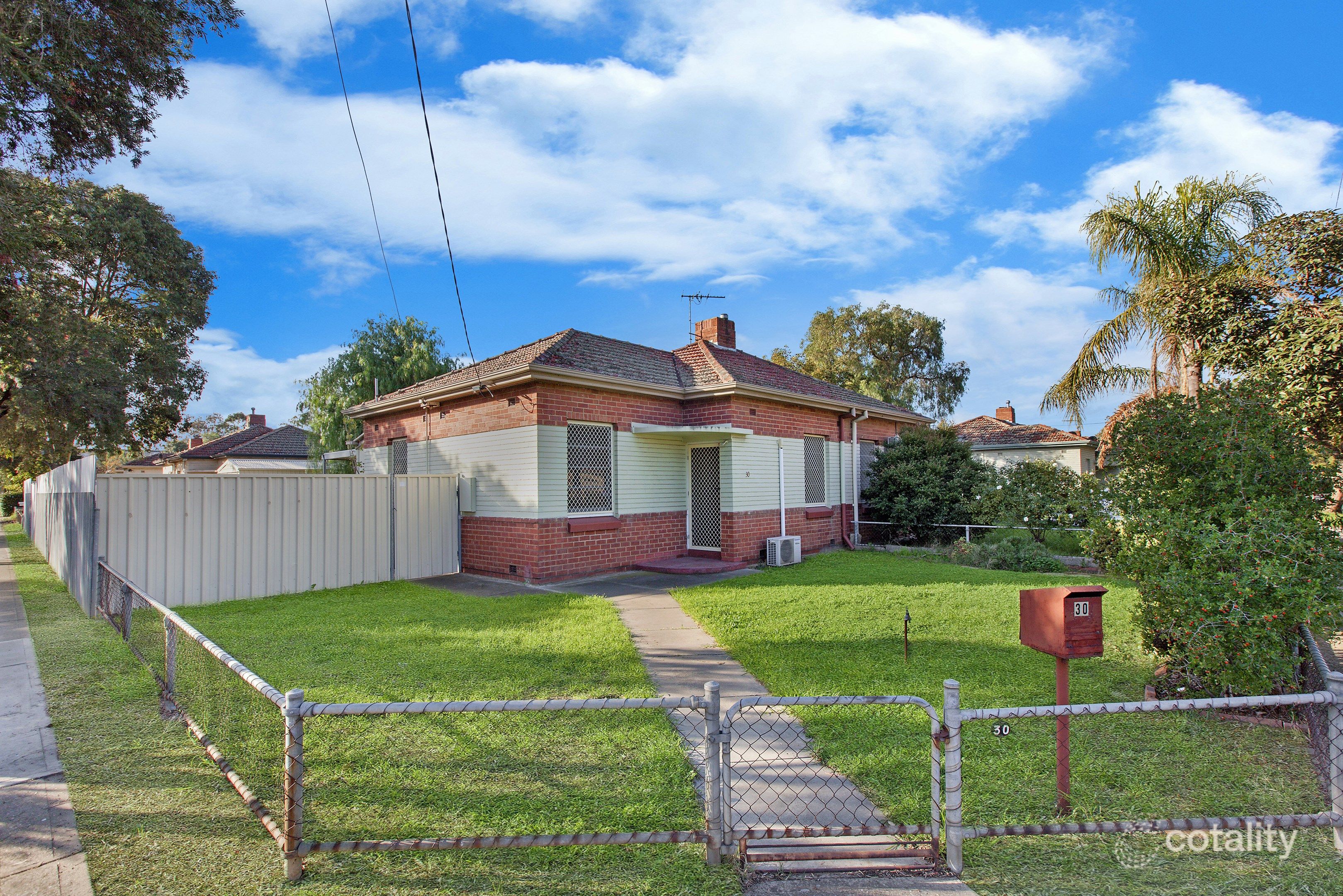 30 Hawkesbury Ave, Kilburn, SA 5084