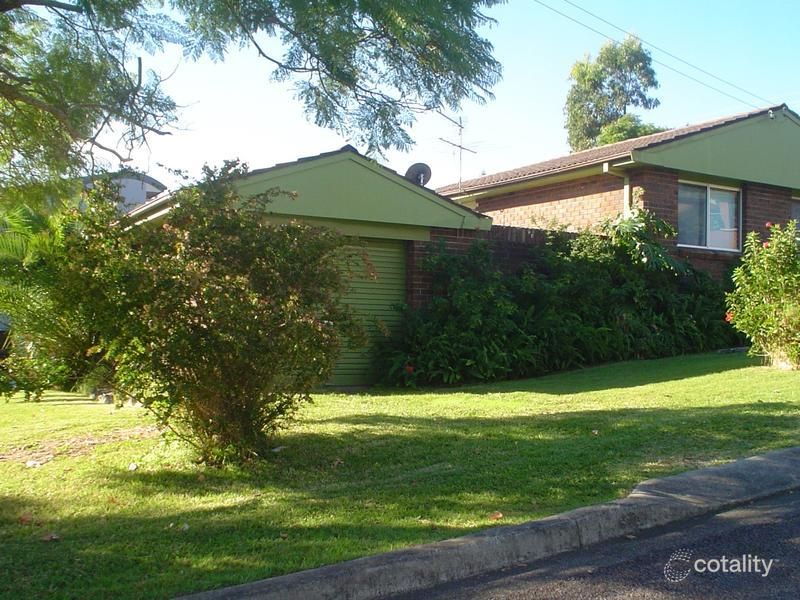 42 Cromarty Rd, Soldiers Point, NSW 2317