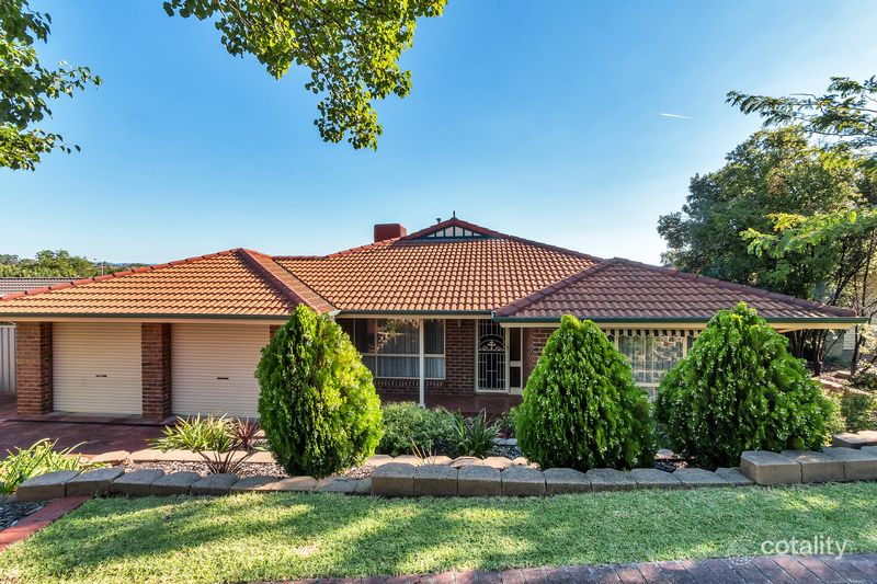 2 Flame Tree Ct, Greenwith, SA 5125