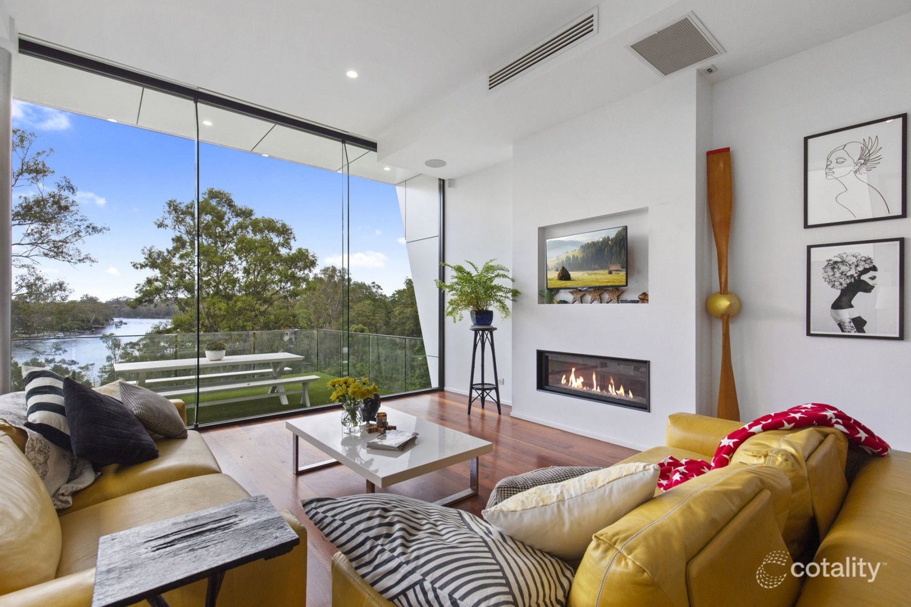 87 Goldieslie Rd, Indooroopilly, QLD 4068