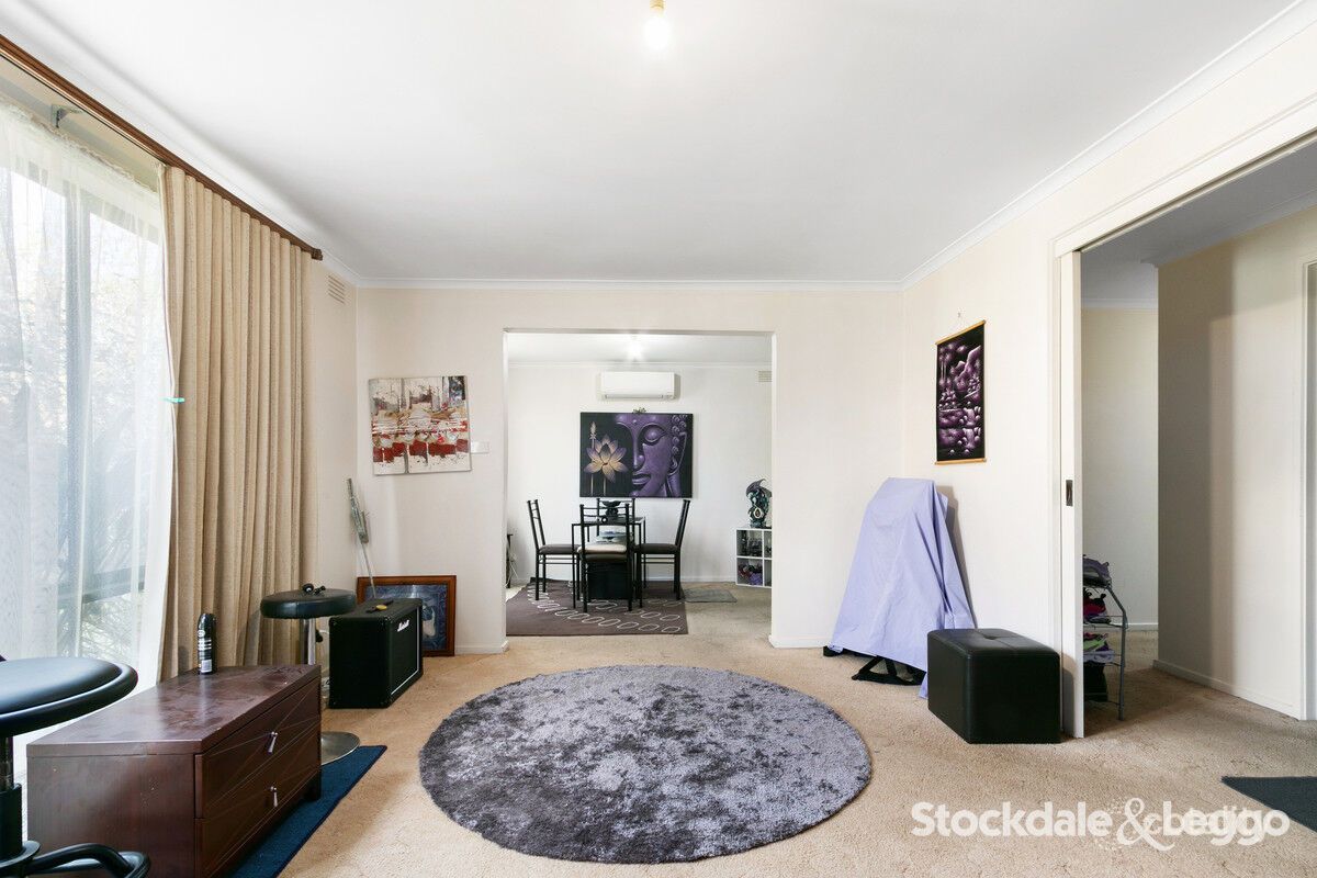 1/49 Waratah Dr, Morwell, VIC 3840
