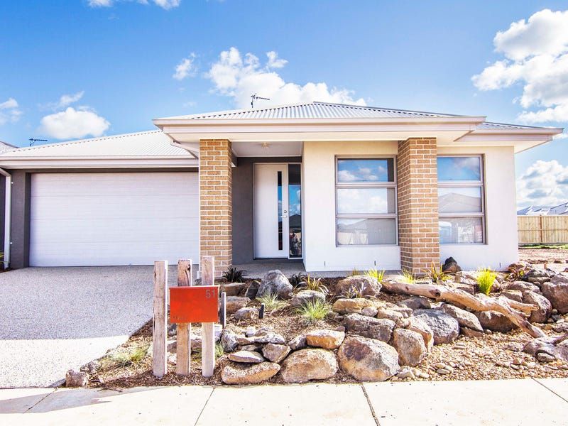 51 Madeira St, Armstrong Creek, VIC 3217