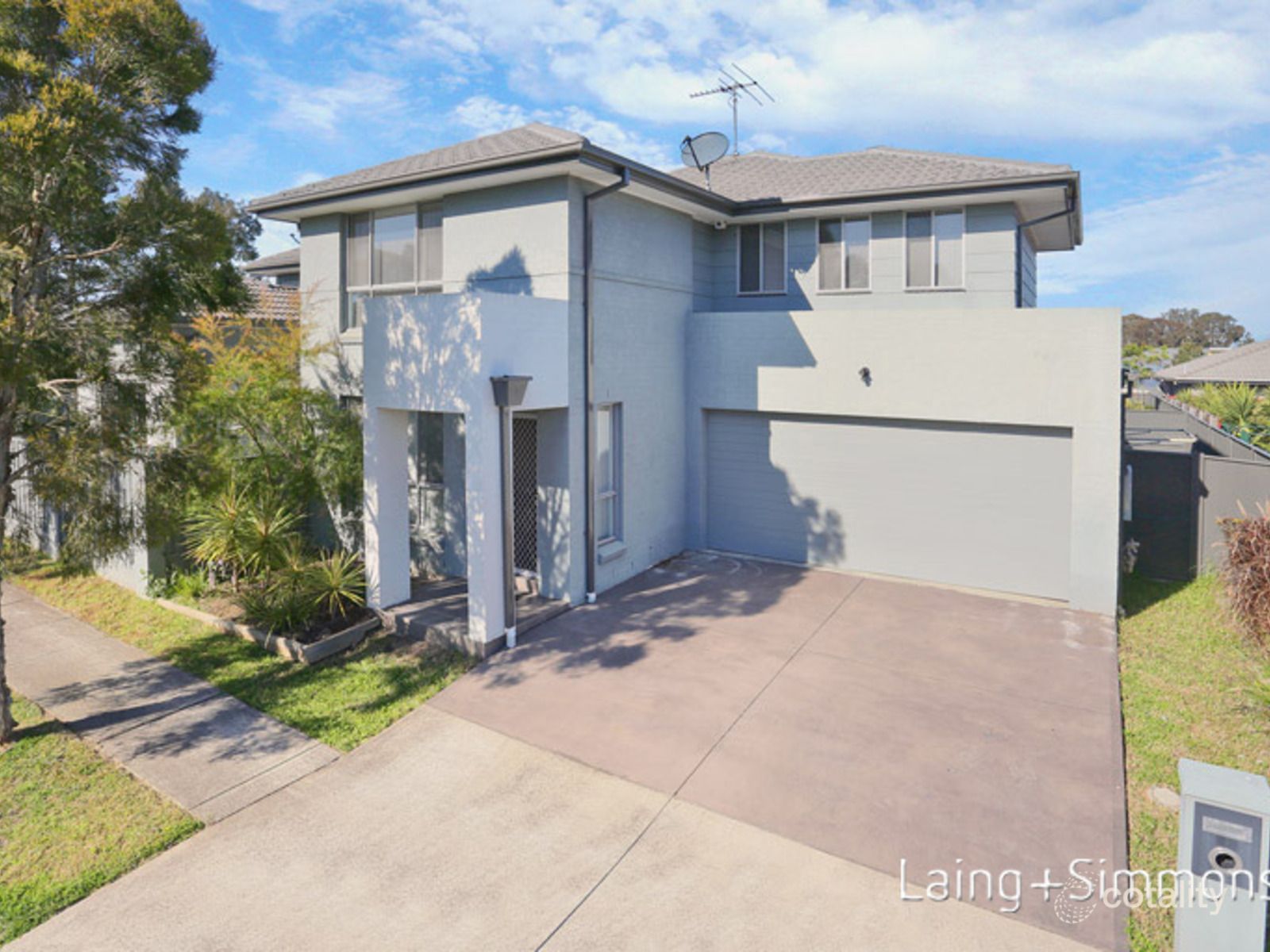 15 Tate St, Ropes Crossing, NSW 2760