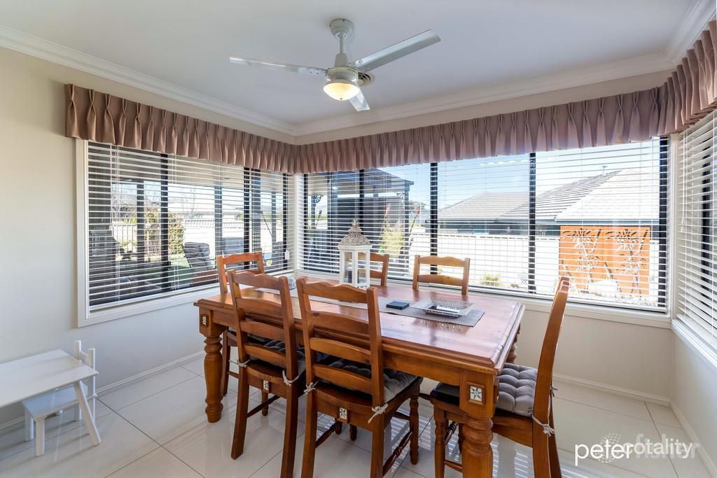 42 Botanic Way, Orange, NSW 2800
