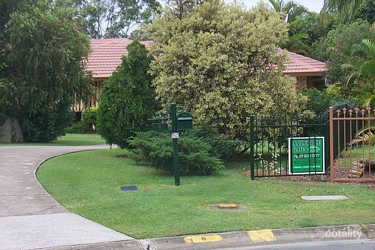 8 Horsham Pl, Helensvale, QLD 4212