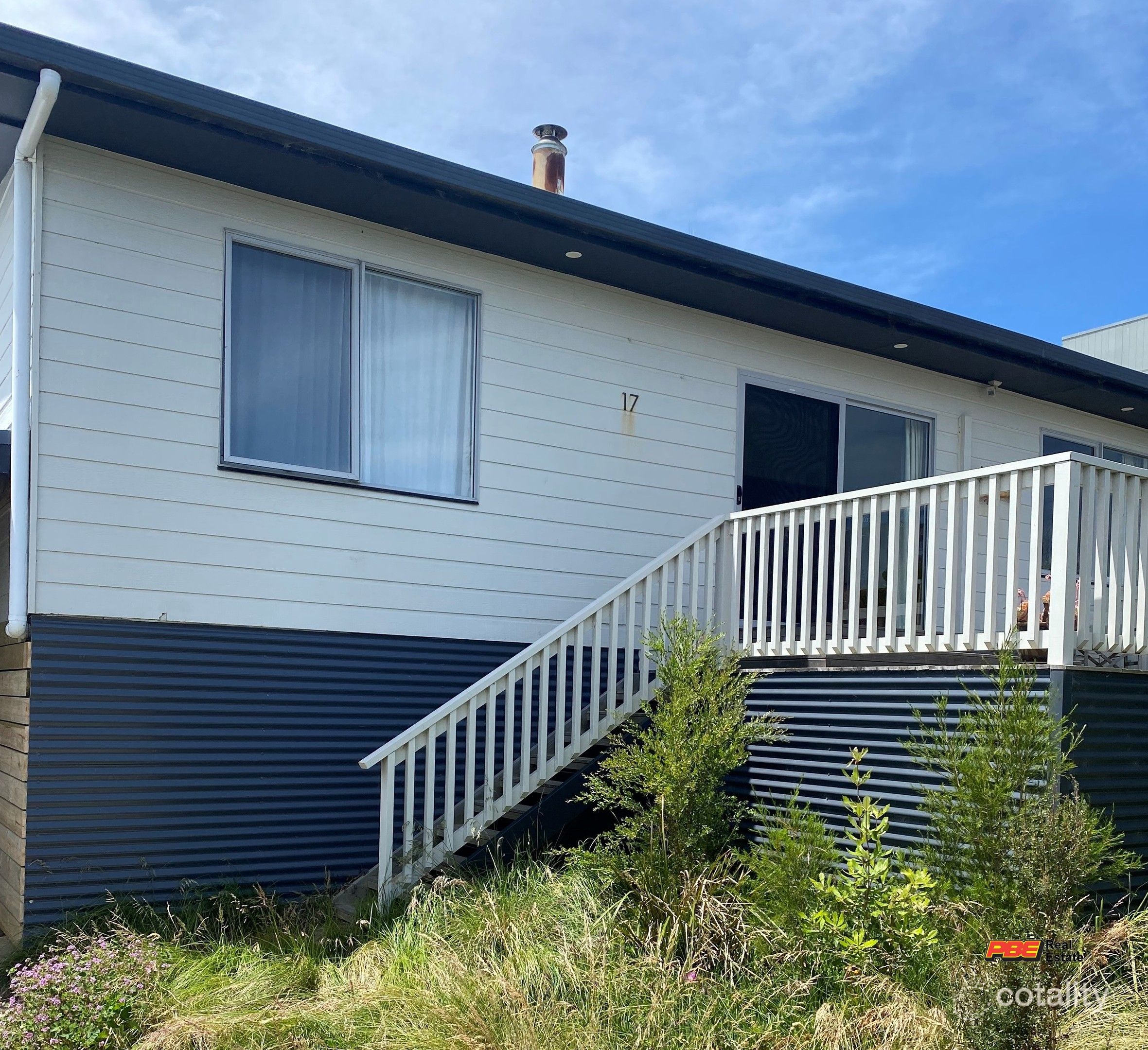 17 Hillcrest Ave, Kilcunda, VIC 3995