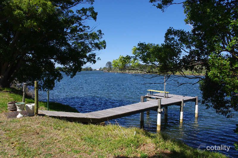 40 Weeks Lane, Oxley Island, NSW 2430