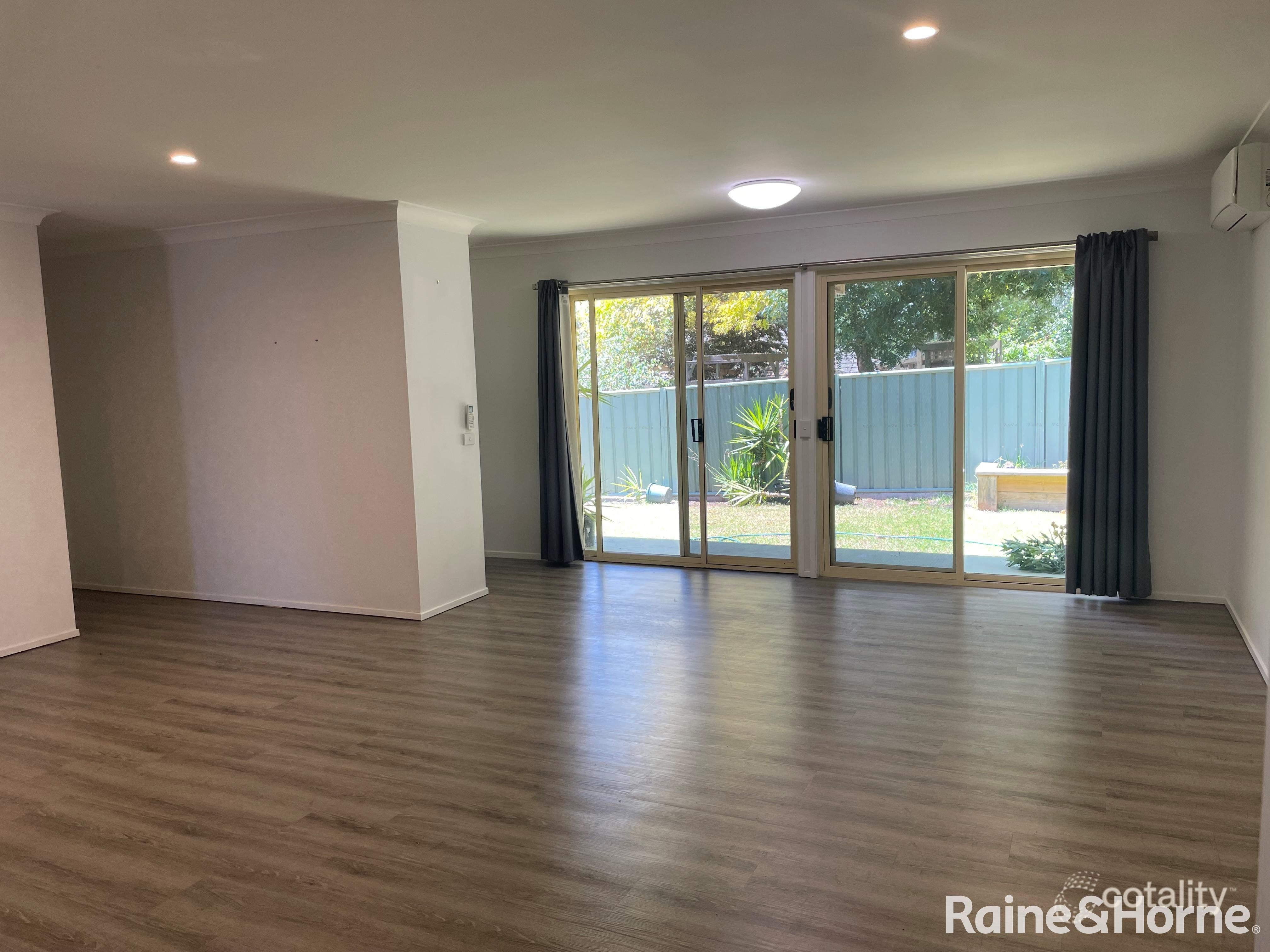 1/8a Rendal Ave, North Nowra, NSW 2541