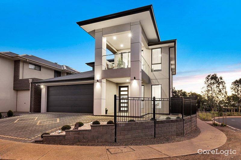 9 Burnlea Pde, Blakeview, SA 5114
