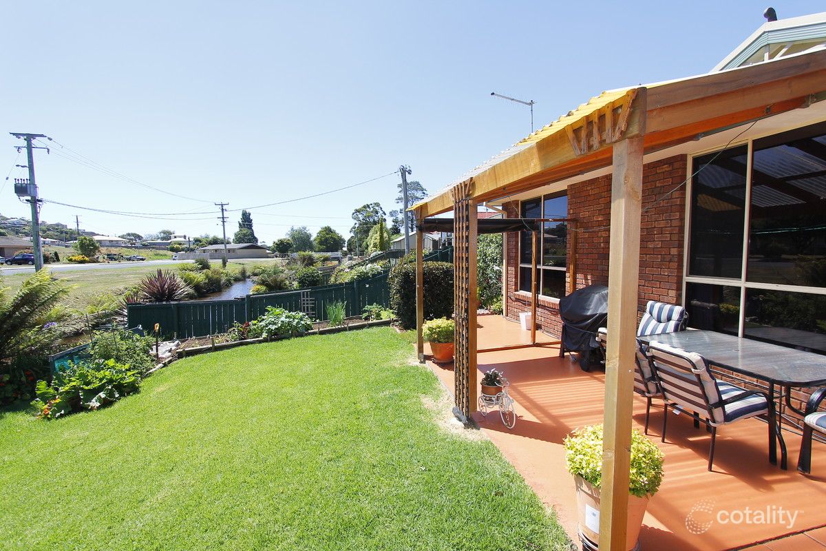 10/3 Hayward St, Penguin, TAS 7316