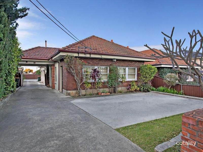 27 Seymour Pde, Belfield, NSW 2191