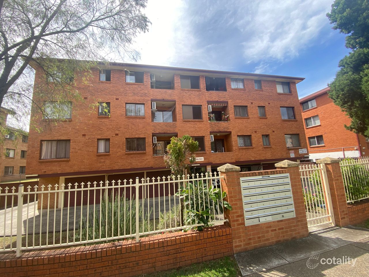 21/10 Forbes St, Warwick Farm, NSW 2170