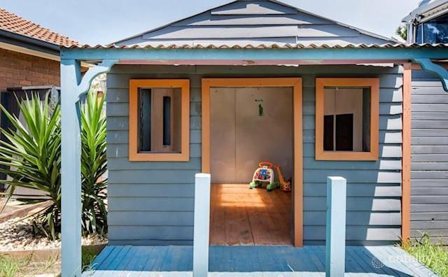 4 Cyprus Pl, Melton West, VIC 3337
