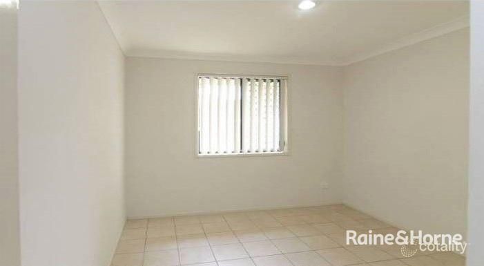 3/8 Shareece Ct, Crestmead, QLD 4132