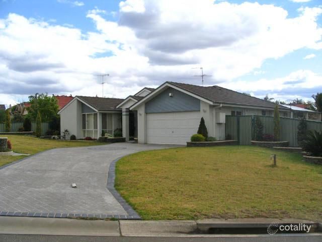 2 Katherine St, Cecil Hills, NSW 2171