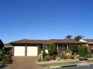 18 Moorhouse Cres, Edensor Park, NSW 2176
