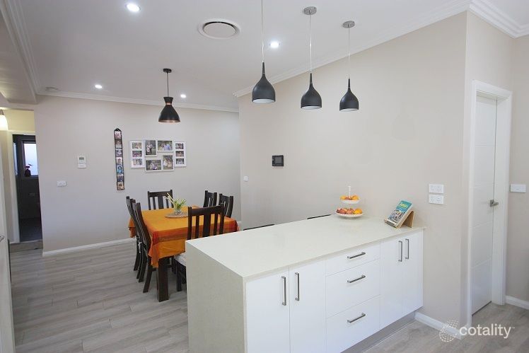 16 Antwerp Ave, Edmondson Park, NSW 2174