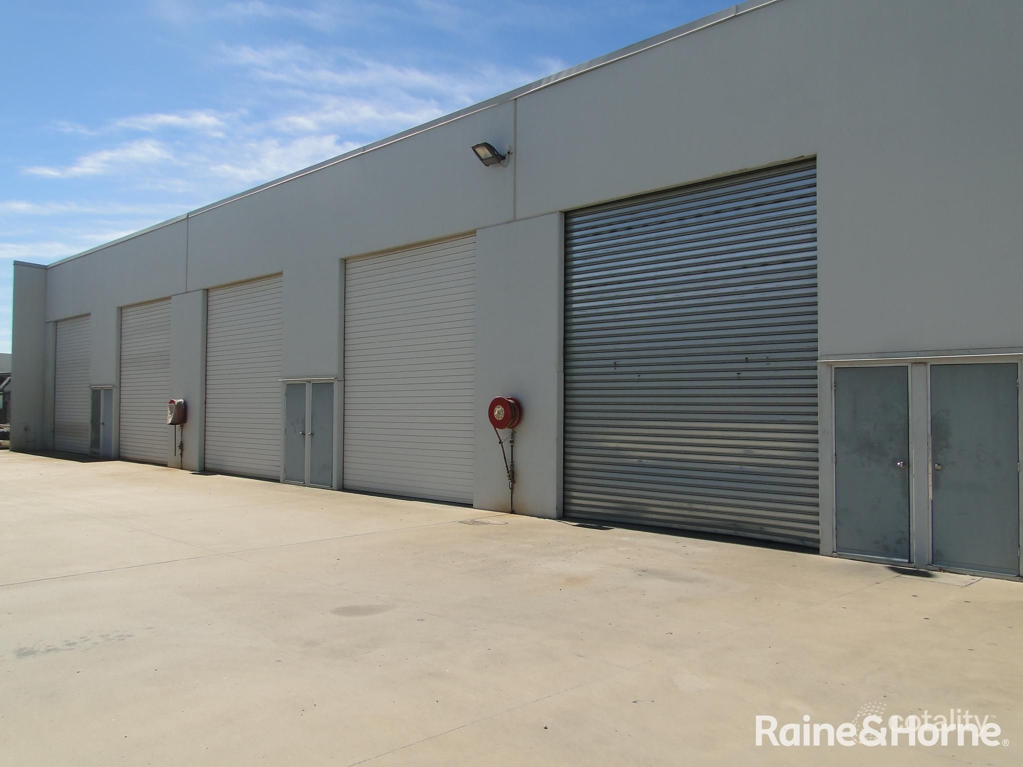 5/4 Roseanna St, Clinton, QLD 4680