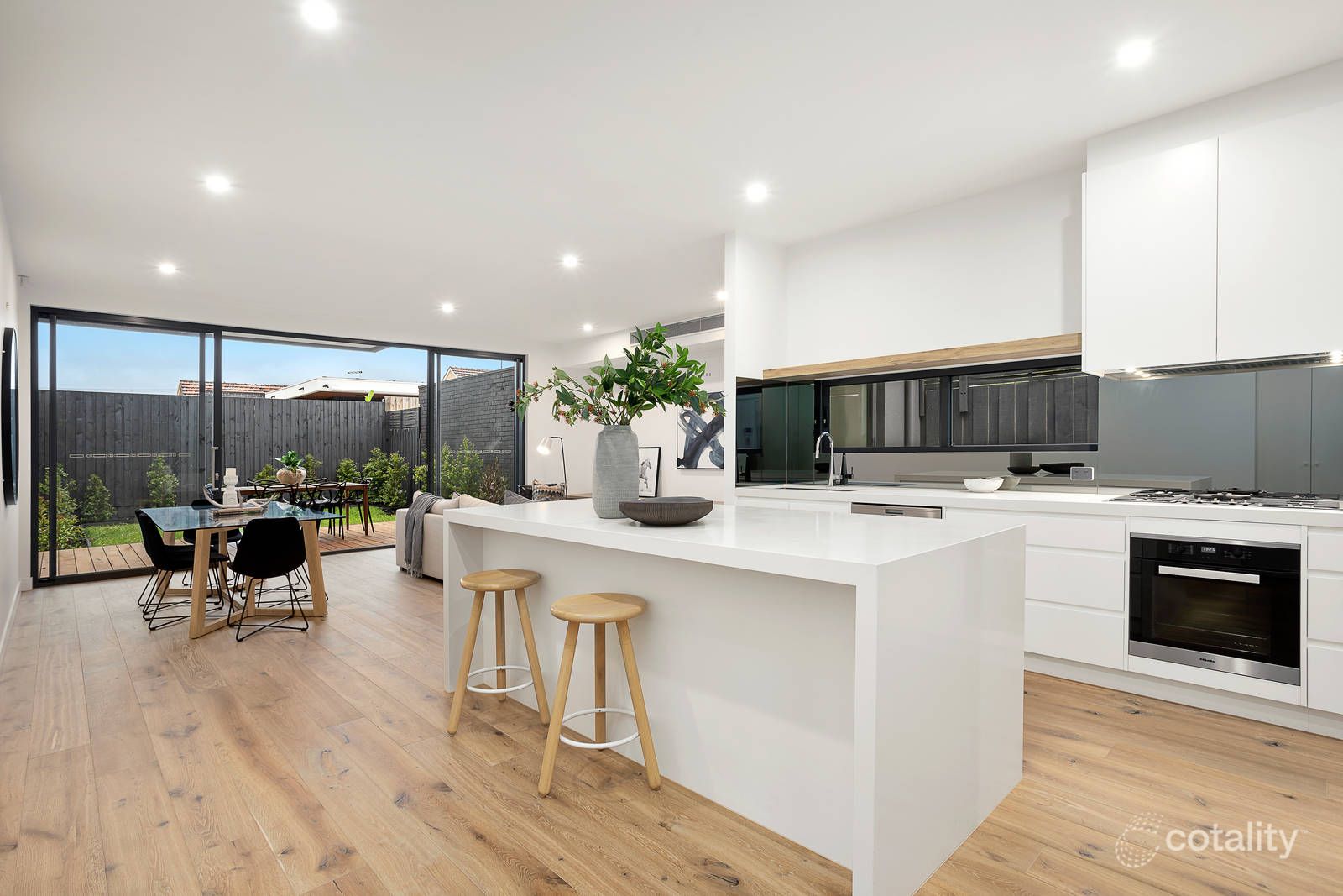 16a Caramar Ave, Brighton East, VIC 3187
