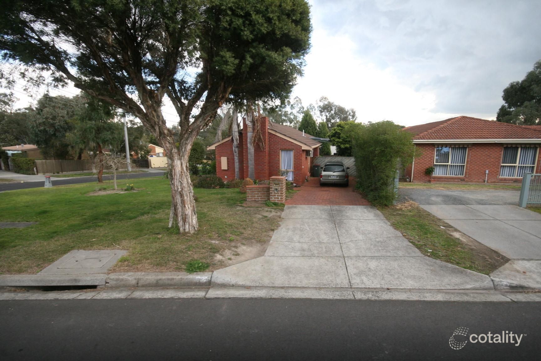 106 Langdale Dr, Croydon Hills, VIC 3136