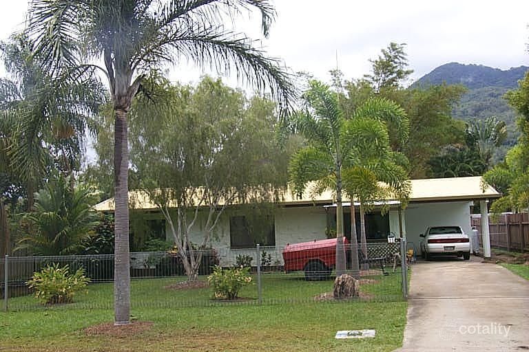 11 Wyuna Dr, Caravonica, QLD 4878