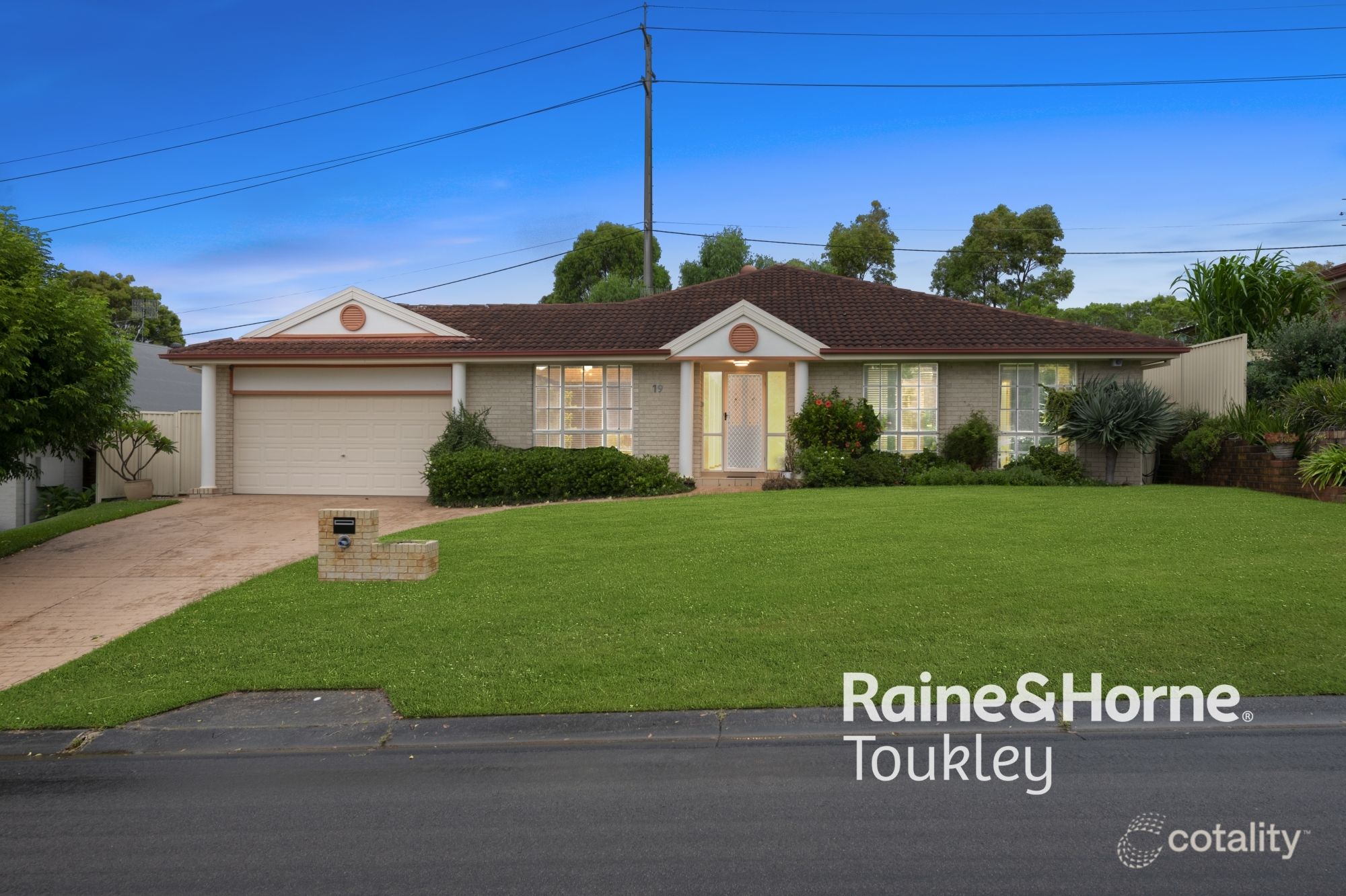 19 Ridgeland St, Woongarrah, NSW 2259