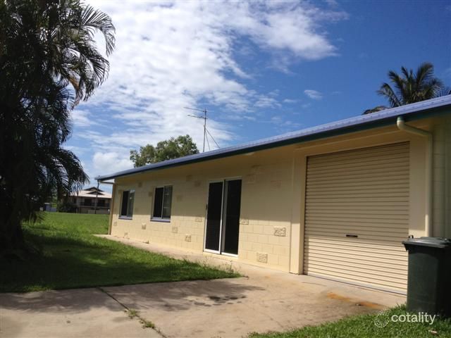 8 Pacific View Dr, Wongaling Beach, QLD 4852