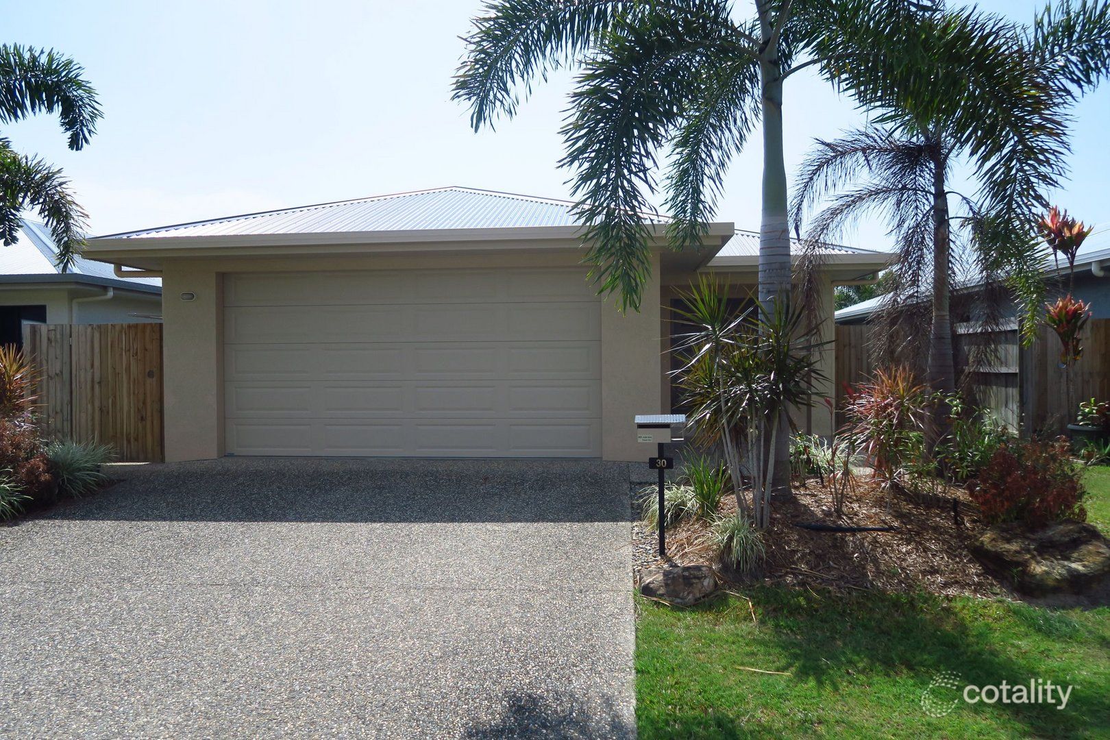 30 Carter Cl, Smithfield, QLD 4878
