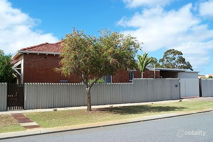 1 Rosella St, Stirling, WA 6021