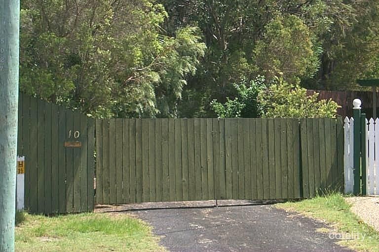 10 Grix Ct, Crestmead, QLD 4132