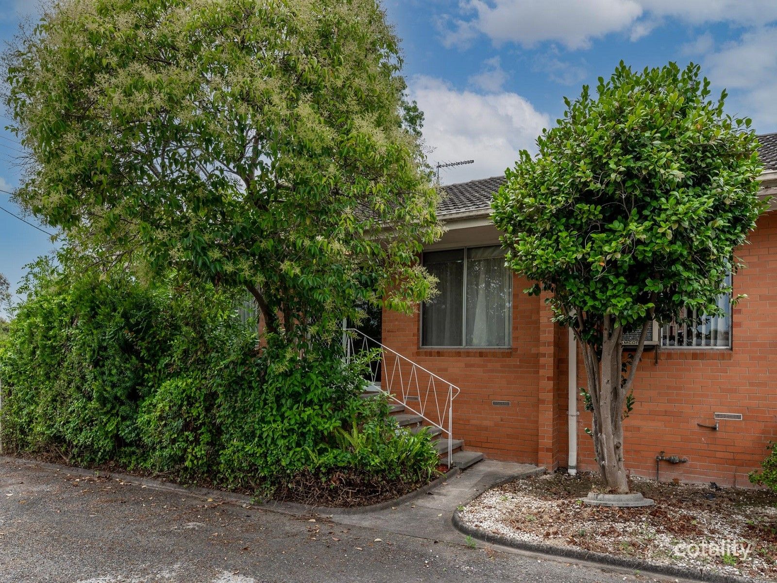 1/204 Hull Rd, Mooroolbark, VIC 3138
