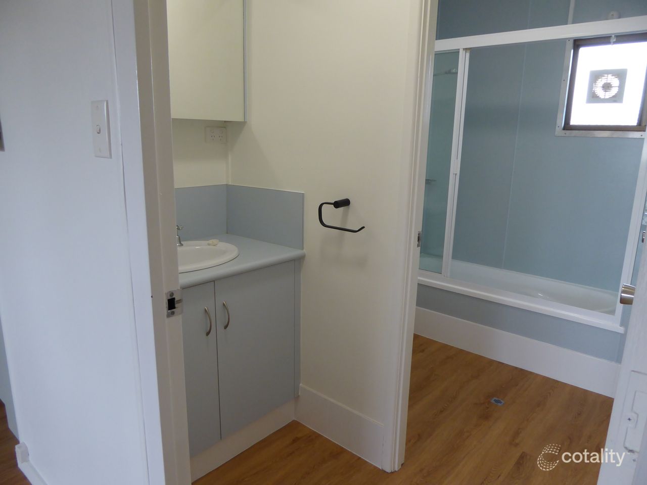 42 Moody St, Emerald, QLD 4720