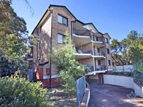 1/49-51 Calliope St, Guildford, NSW 2161
